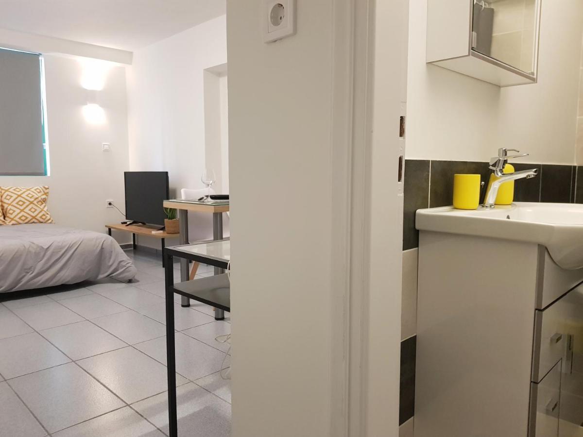 Studio, Exarcheia Athènes